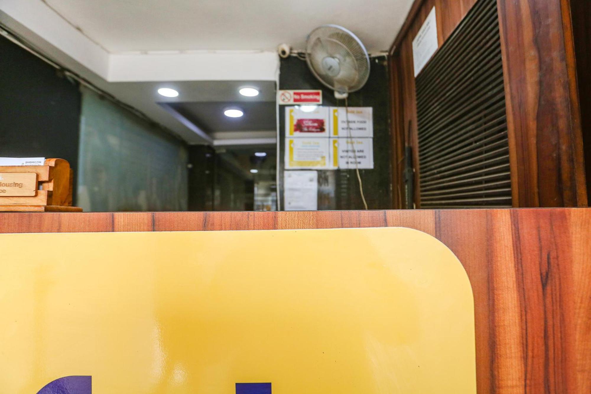 Fabhotel Gold Inn Janakpuri Delhi  Exteriör bild